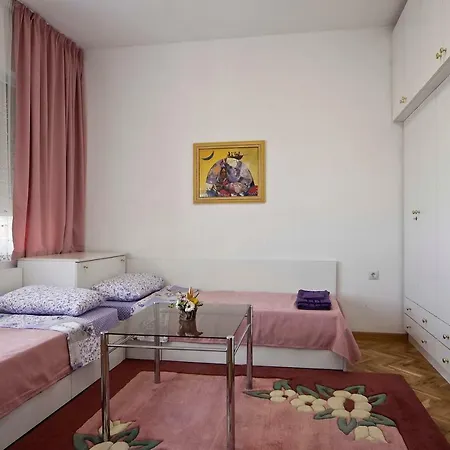 Horizon Apartment Warna